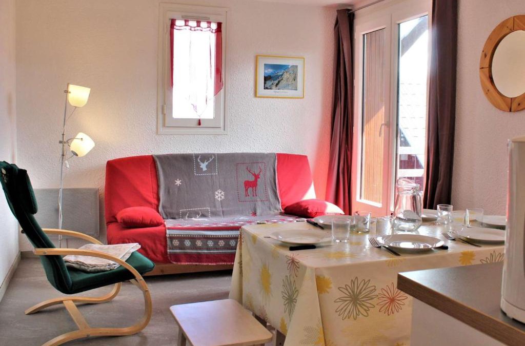 Risoul Apartment | Appartement 2 pièces cabine - 6 couchages - Risoul 1850 - FR-1-330-152