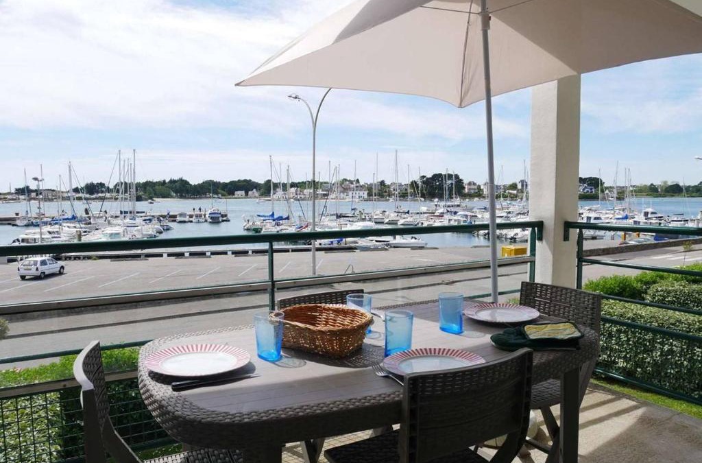 Etel Apartment | Appartement 2P. avec Vue Port, Tennis, Piscine Chauffée, Parking - À 600m de la Plage et Centre Nautique - FR-1-479-37