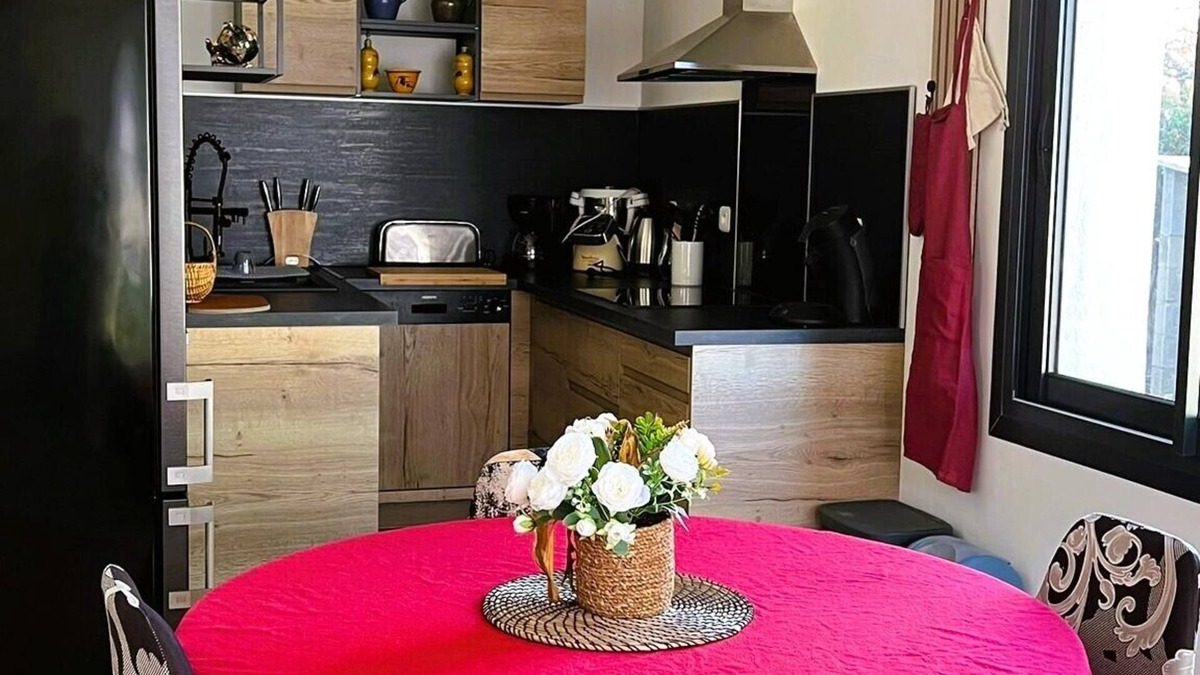 Le Boulou Apartment | Appartement 3 Chambres Classé 4 Étoiles - Le Boulou à 1 Minute de la Rivière