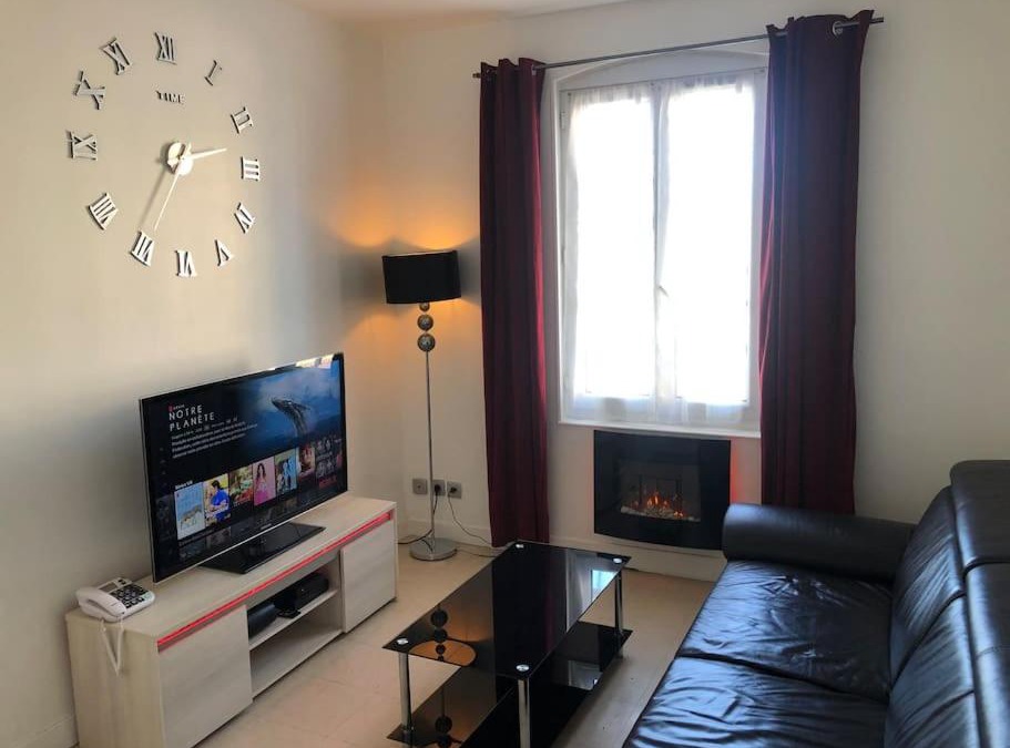 Creil Apartment | Appartement 3 pièces en face la gare de creil