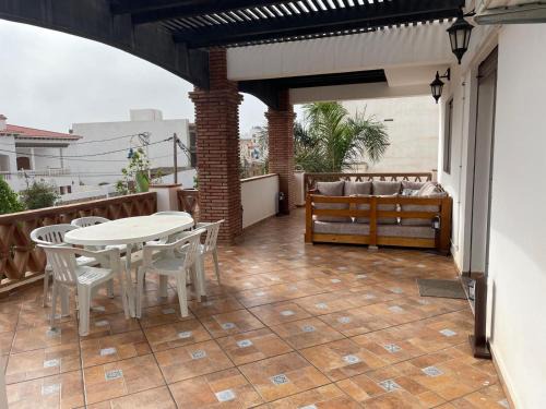 Oued Laou Apartment | Appartement 4pc à 150m vue mer et vaste terrasse