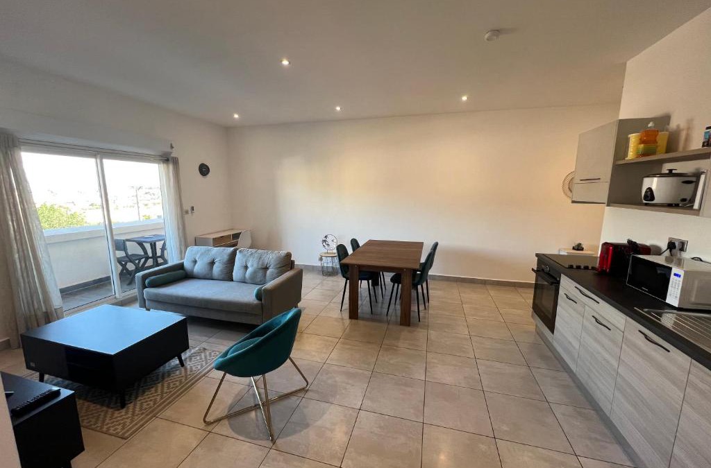 Antananarivo Avaradrano Apartment | Appartement Ambatobe