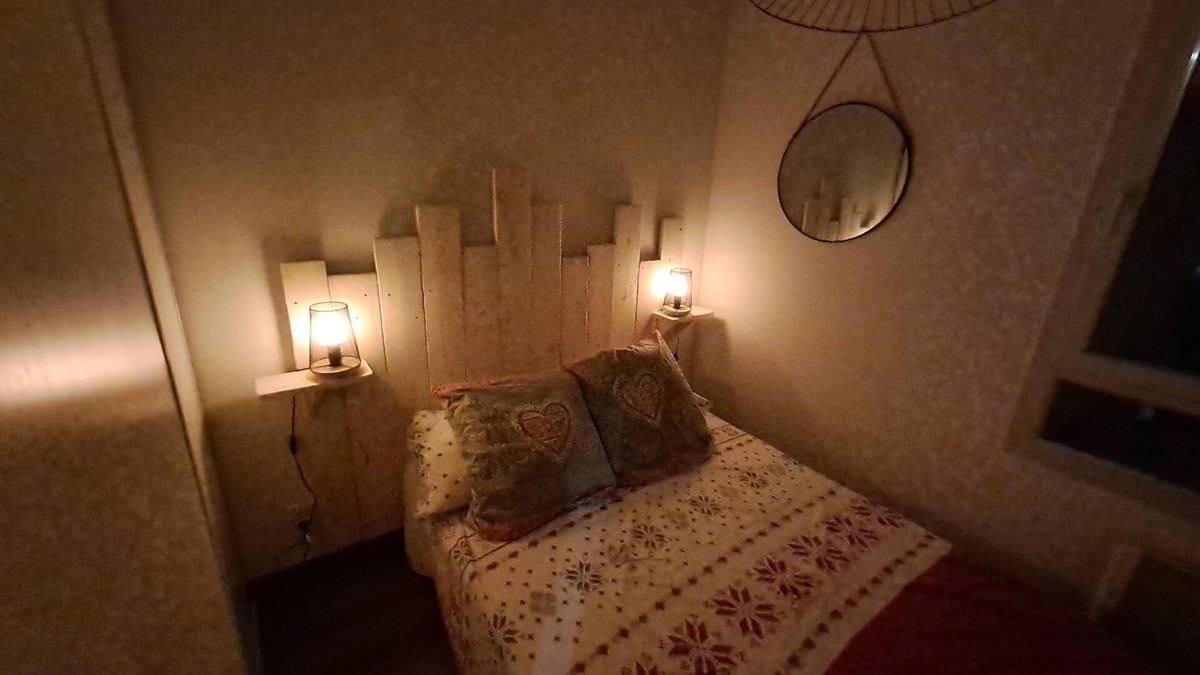 Ax-les-Thermes Apartment | Appartement Avec Piscine à Bonascre, ax les Thermes Avec Terrasse