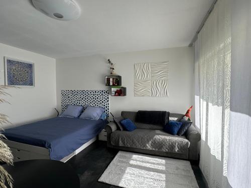 Les Aix-d'Angillon Apartment | Appartement bien-être avec jardin, jacuzzi, sauna & massage entre Bourges et Sancerre