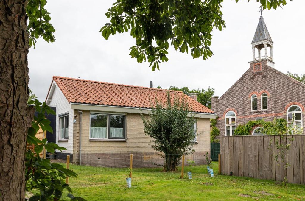 Wons Bed & Breakfast | Appartement Bij ons in Wons is een vakantiewoning voor korte of lange vakantie of een nachtje weg