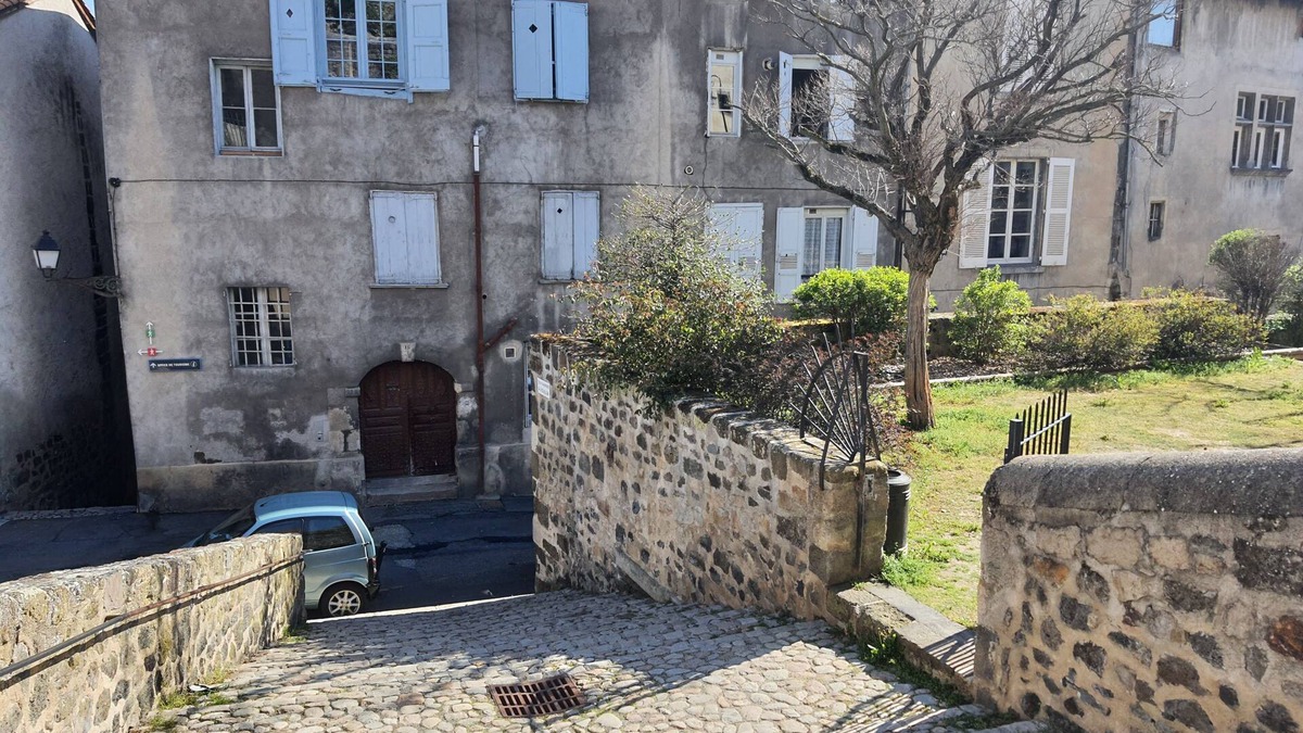 Le Puy-en-Velay Apartment | Appartement Centre Historique Le Puy en Velay