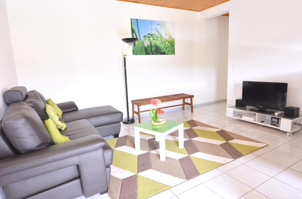 Tartane Apartment | Appartement charmant a La Trinite avec jardin clos 55 m²