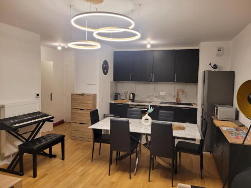 Serris Apartment | Appartement chic 5 min Disneyland/Vallée Village