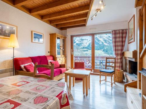 La Clusaz Apartment | Appartement cosy 6 pers, cheminée, garage, proche télécabines - FR-1-304-135