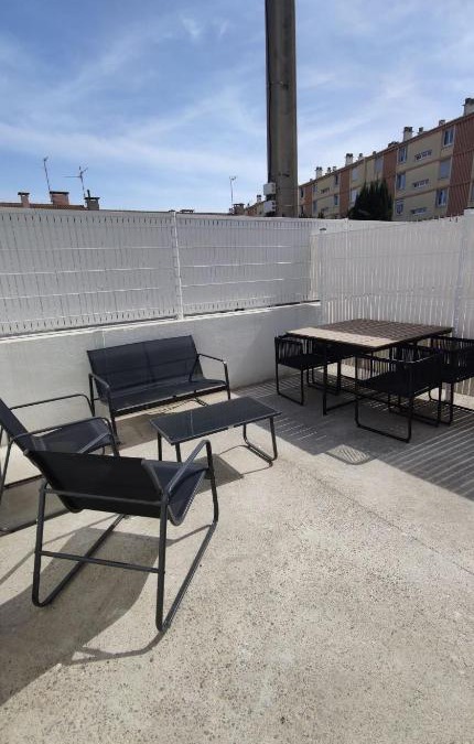 Aiguerelles Apartment | Appartement cosy avec terrasse ancien