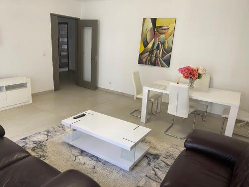 Pointe des Almadies Apartment | APPARTEMENT DE LUXE