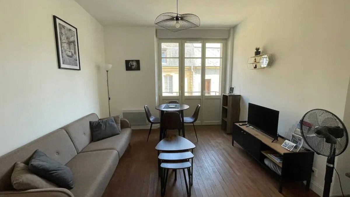 Sedan Apartment | Appartement Diamant à deux minutes du château fort - L' Artdu'Net -