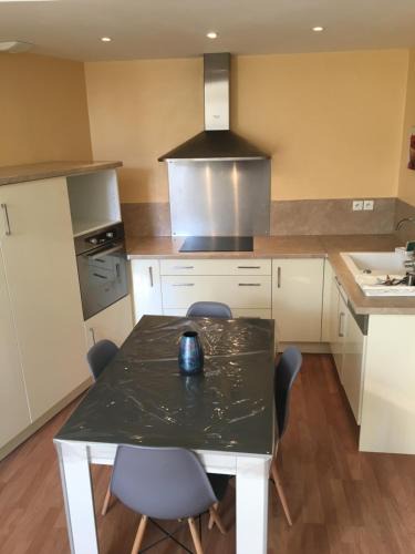La Tour-du-Pin Apartment | Appartement du Four