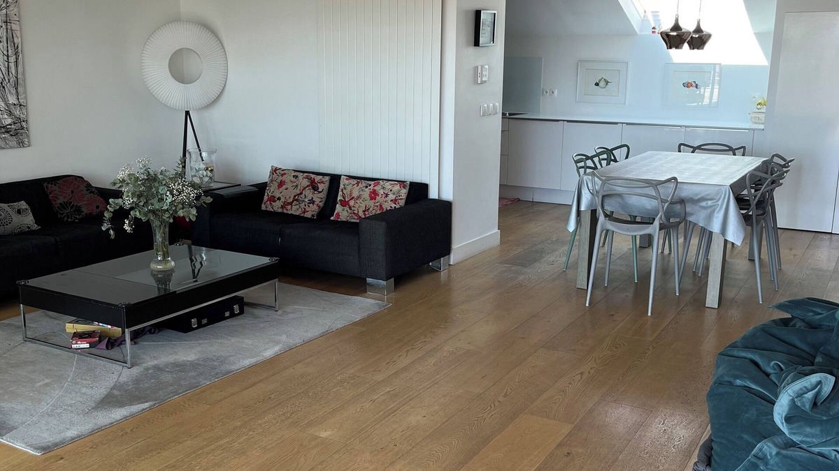 Saint-Lambert Apartment | Appartement Duplex Quartier Bompard, vue mer et Proche Bonne-mère