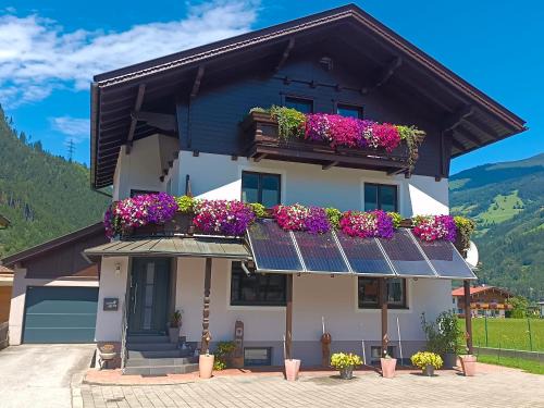 Zell am Ziller Apartment | APPARTEMENT EBERHARTER Conny