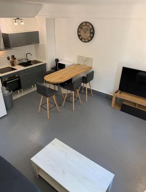 Bourges Apartment | appartement F5 - 4 chambres lit double- 2 SDB