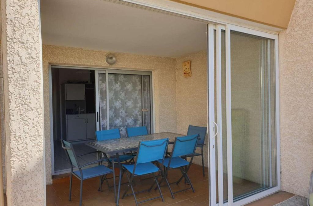 Marseillan Plage Apartment | Appartement familial 2 pièces cabine en rez-de-chaussée avec terrasse, piscine et proche de la mer - FR-1-326-643