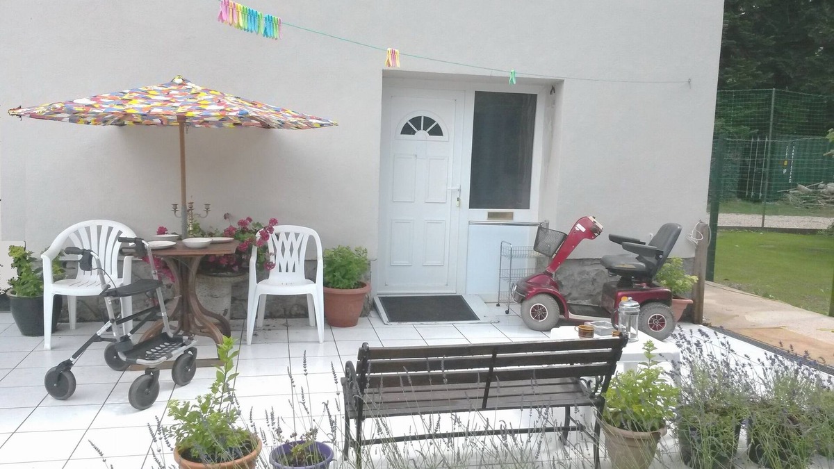 Le Poujol-sur-Orb Villa | Appartement: Conçu spécialement pour les personnes à mobilité réduite