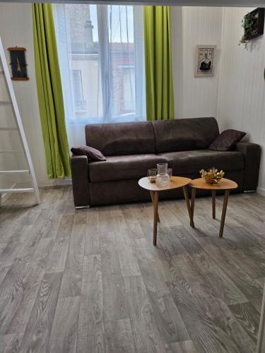 Le Pre-Saint-Gervais Apartment | appartement calme à 10mn à pied de la villette