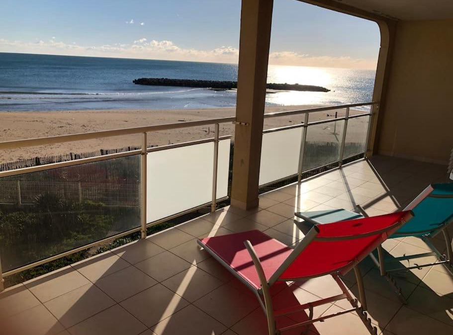 Valras-Plage Apartment | Appartement Front de mer