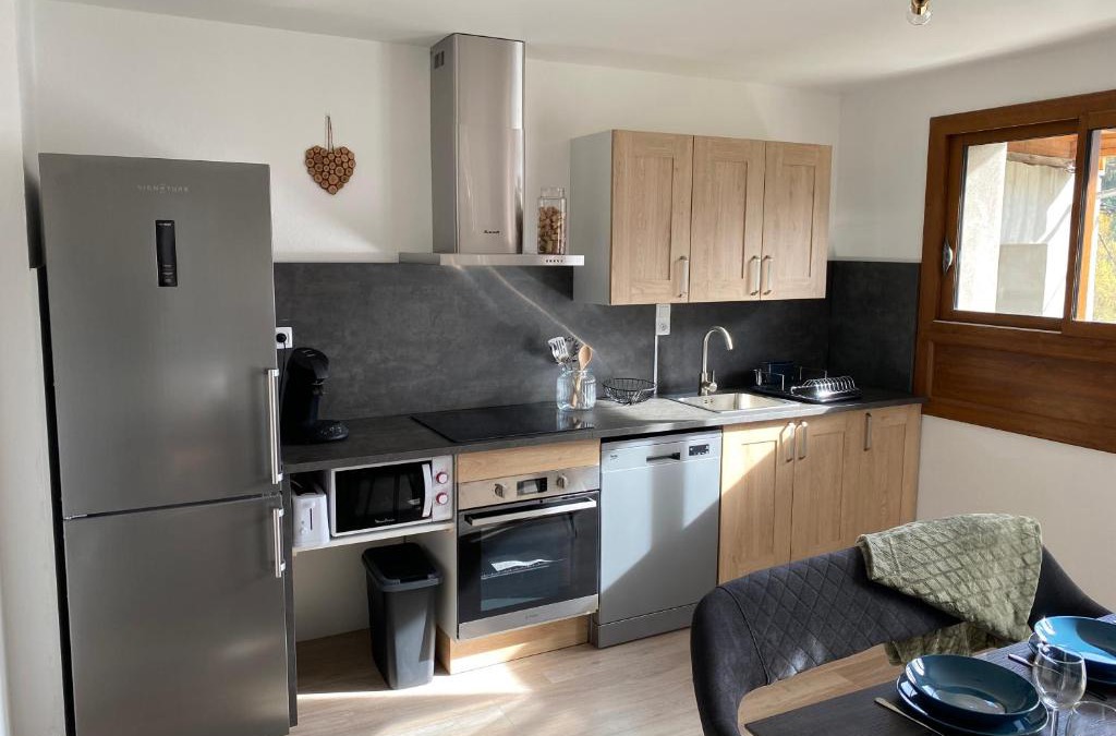 La Roche-de-Rame Apartment | Appartement Le Lauzet