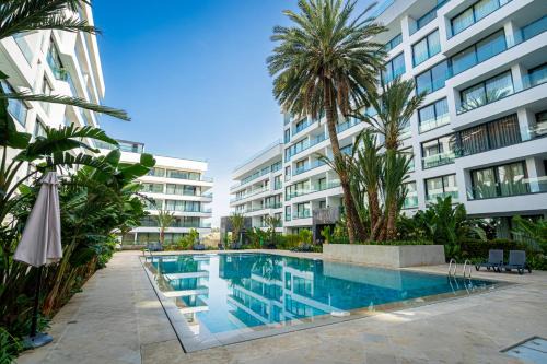 Malabata Apartment | Appartement luxueux avec piscine - Malabata Hills - Proche de la plage et du célèbre parc Villa Harris - AC, WIFI, IPTV