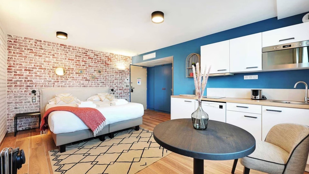 Vanves Apartment | Appartement Marcel #41 - Rooftop & Air conditioning