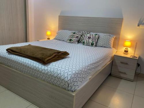 Point E Apartment | Appartement meublé F4