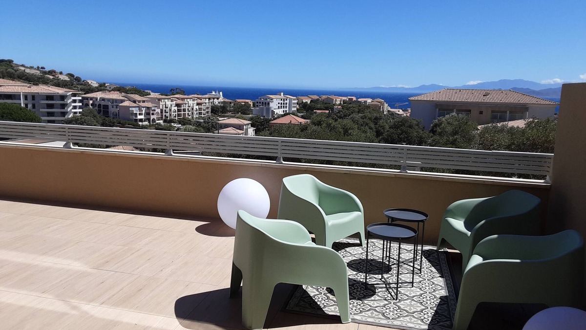 Santa-Reparata-di-Balagna Apartment | Appartement Neuf de 84 m2 Avec Terrasse de 60 m2 vue mer