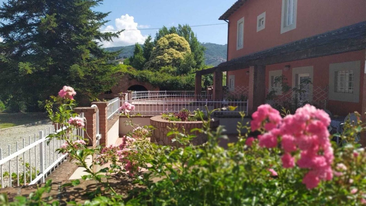 Pescia Apartment | Appartement op een Prachtig Landgoed bij Pescia/lucca