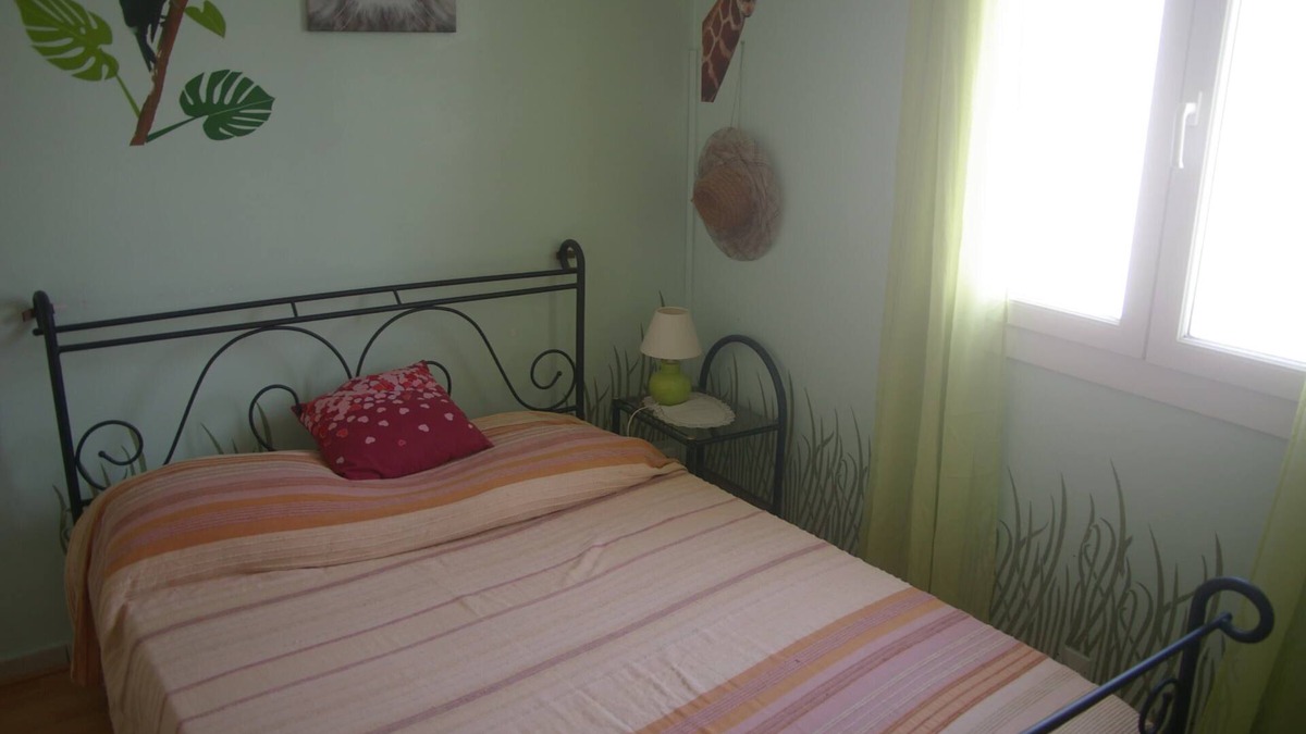 Sete Condo | Appartement Petite Copropriété Avec Jardin Parking Gratuits Devant