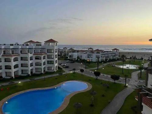 Asilah Beach Apartment | Appartement pied dans l eau à Residence Beralmar