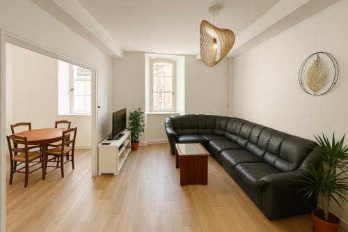 Lavelanet Apartment | Appartement rénové avec 2 chambres et espace bien-être Lavelanet