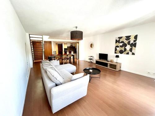 Saint-Peray Apartment | Appartement Spacieux et Lumineux Proche Valence