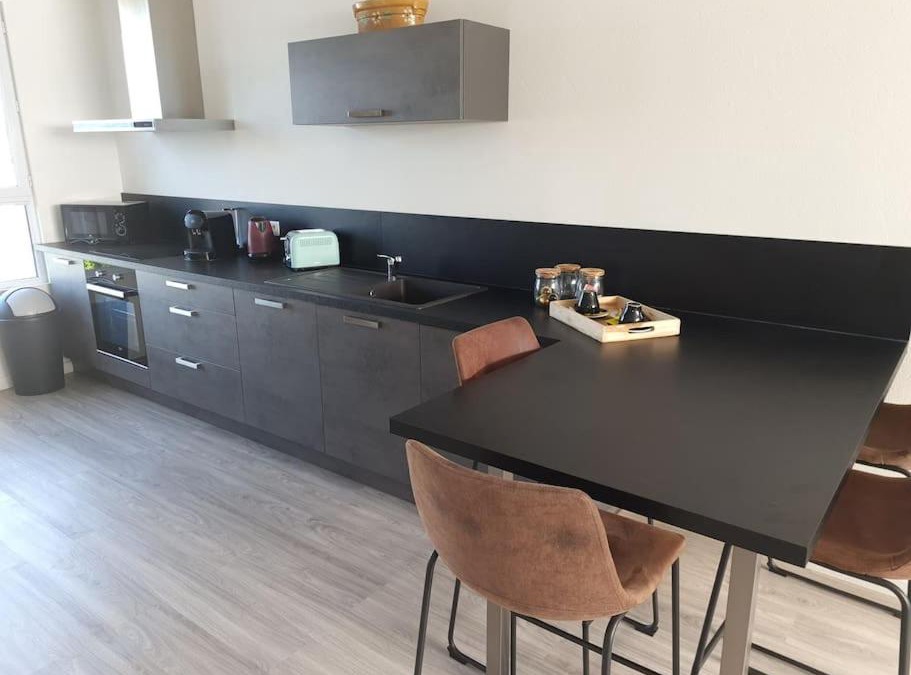 Lugrin Apartment | Appartement T2 vue sur le lac Léman et montagnes