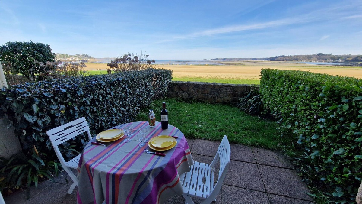 Le Ru Apartment | Appartement vue mer