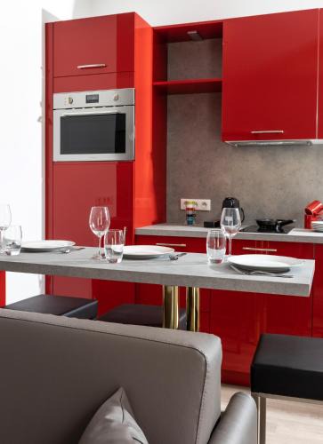 Juan-les-Pins Apartment | Appartements French Riviera Confidential Centre Ville Juan les Pins proche des plages