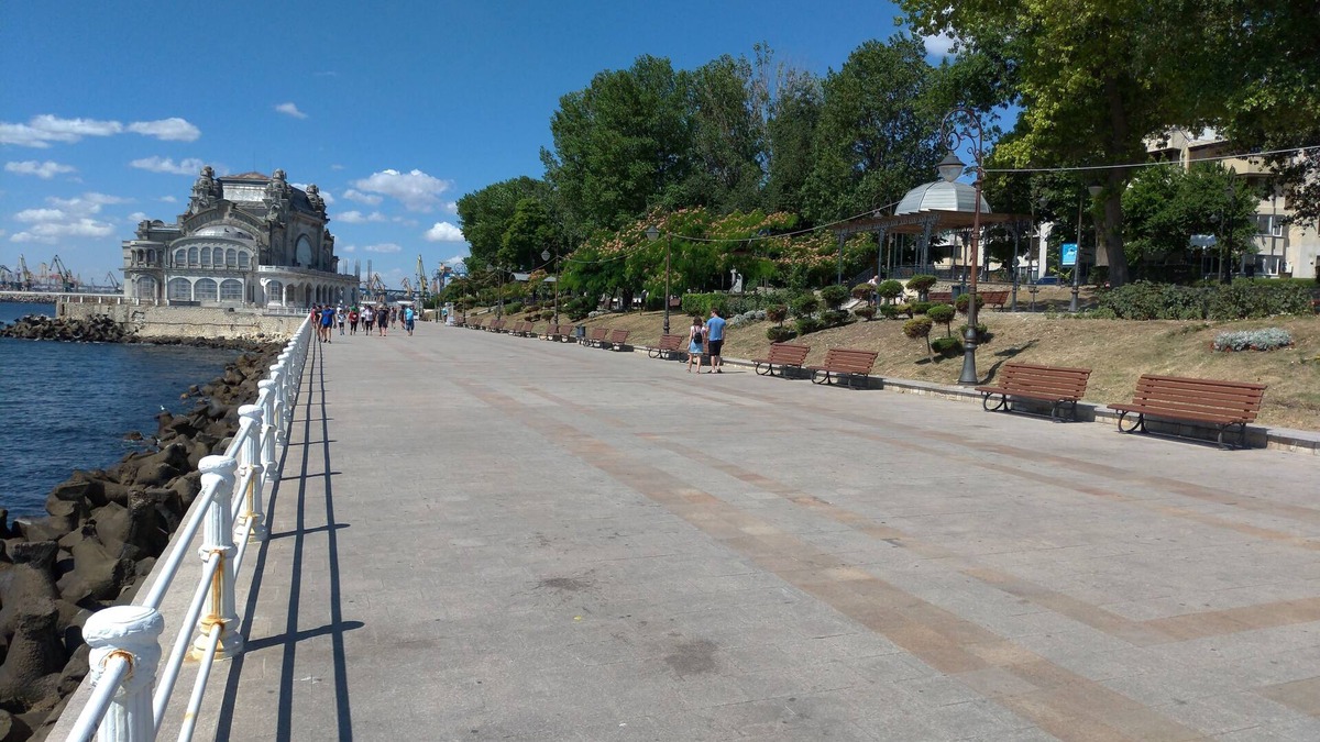 Old Town Apartment | Appartment 3 rooms, splendid position, 1 minut of walk to the Black Sea