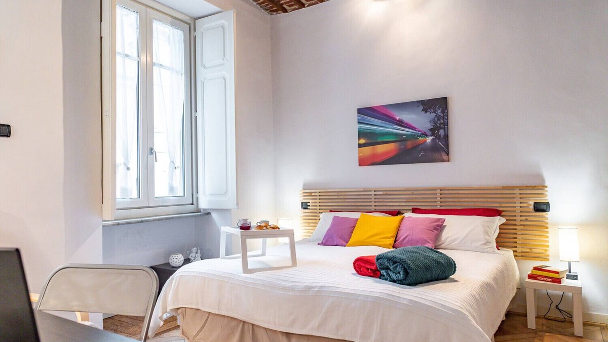 Roman Quarter Apartment | Apple House al Duomo by Wonderful Italy