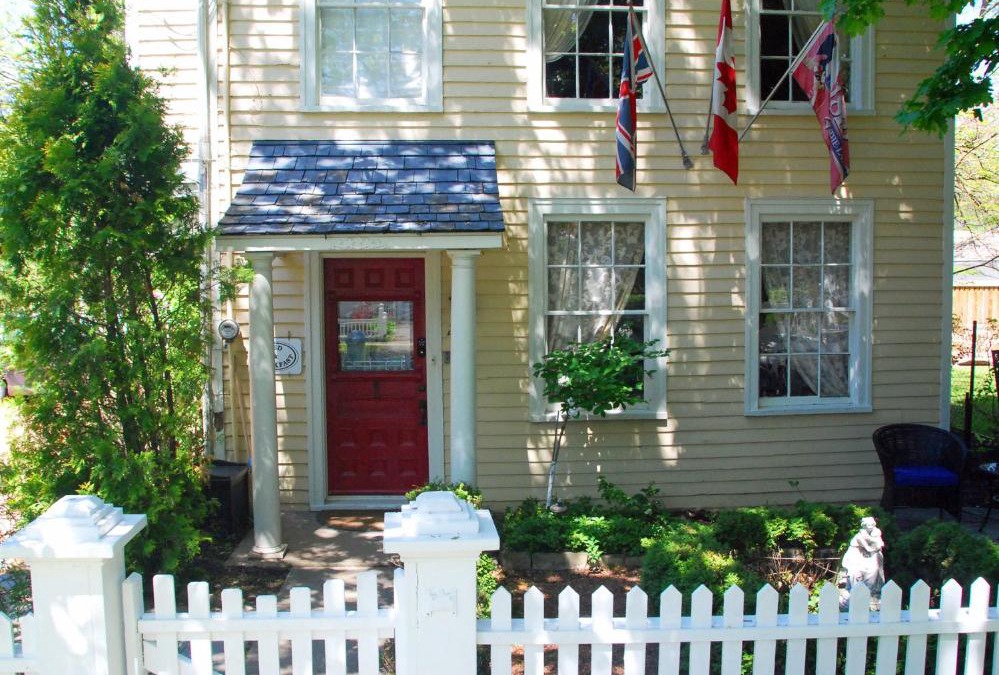 Old Town Historic District Bed & Breakfast | Apple Tree Historic B&B