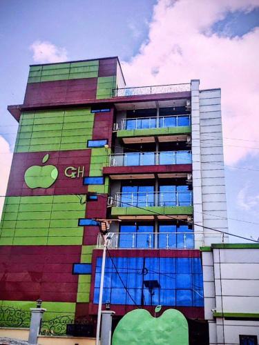 Yaounde Hotel | Applegate Hotel