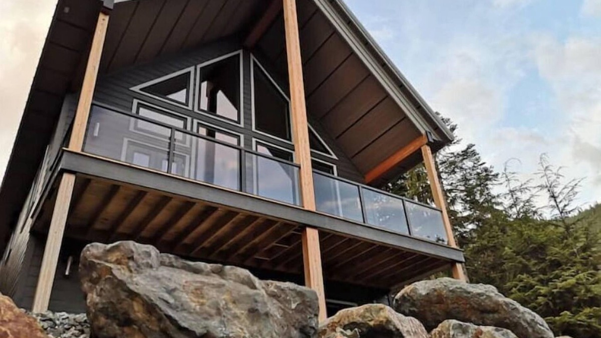Hemlock Valley Cabin | Après-Ski Lodgen