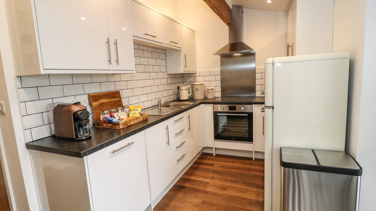 Sutton-in-Craven Cottage | April Cottage