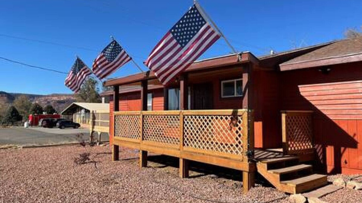 Kanab House | APT 2 · APT #2 Crazy Horse RV Resort