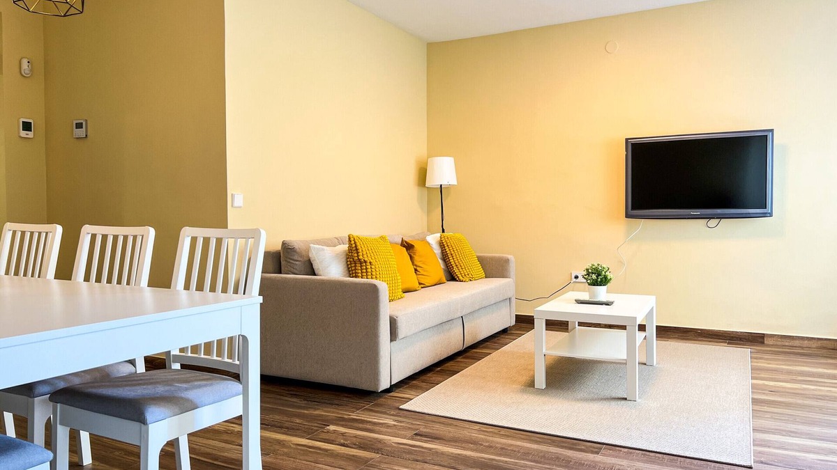 Blanes Apartment | Apt. 4 pax Blanes 30 m from the beach, air conditioning and free wifi. Vivalidays Sylvia.