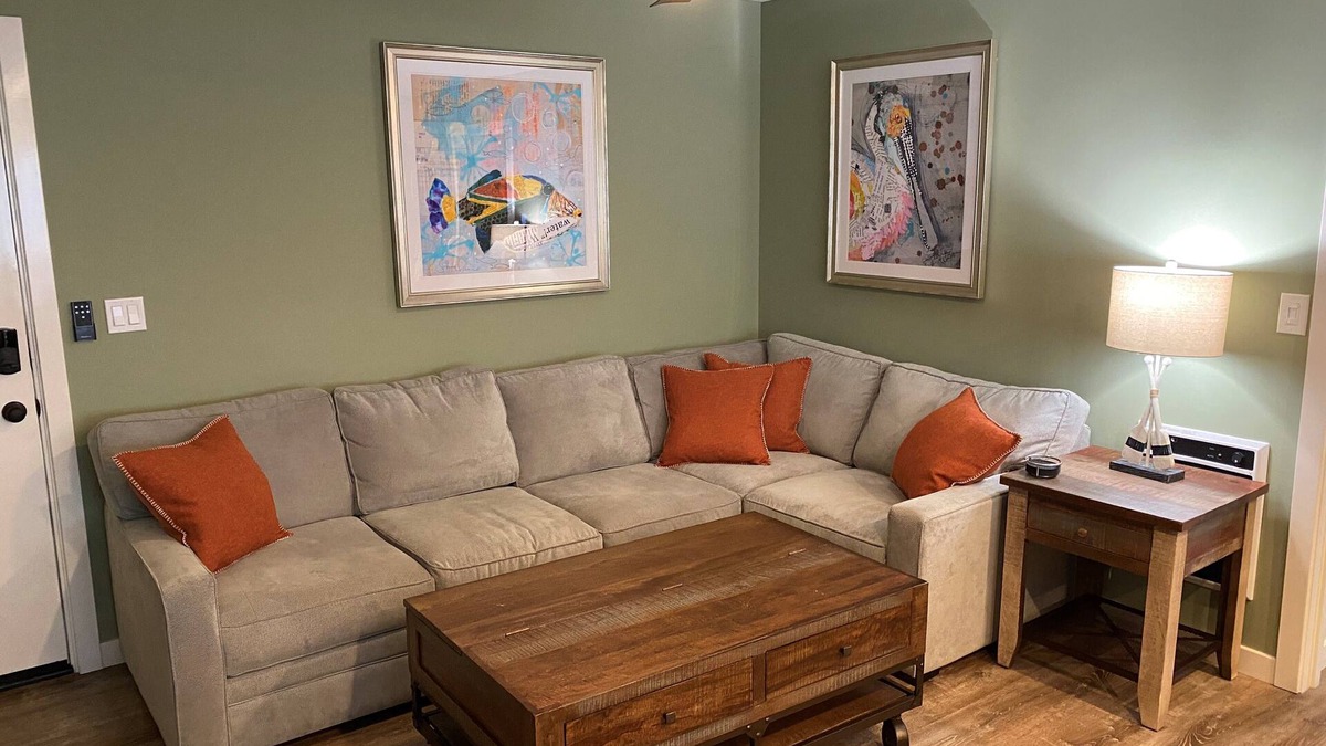 Carpinteria Apartment | Apt 6: Cozy Beach Apartment Great For Families