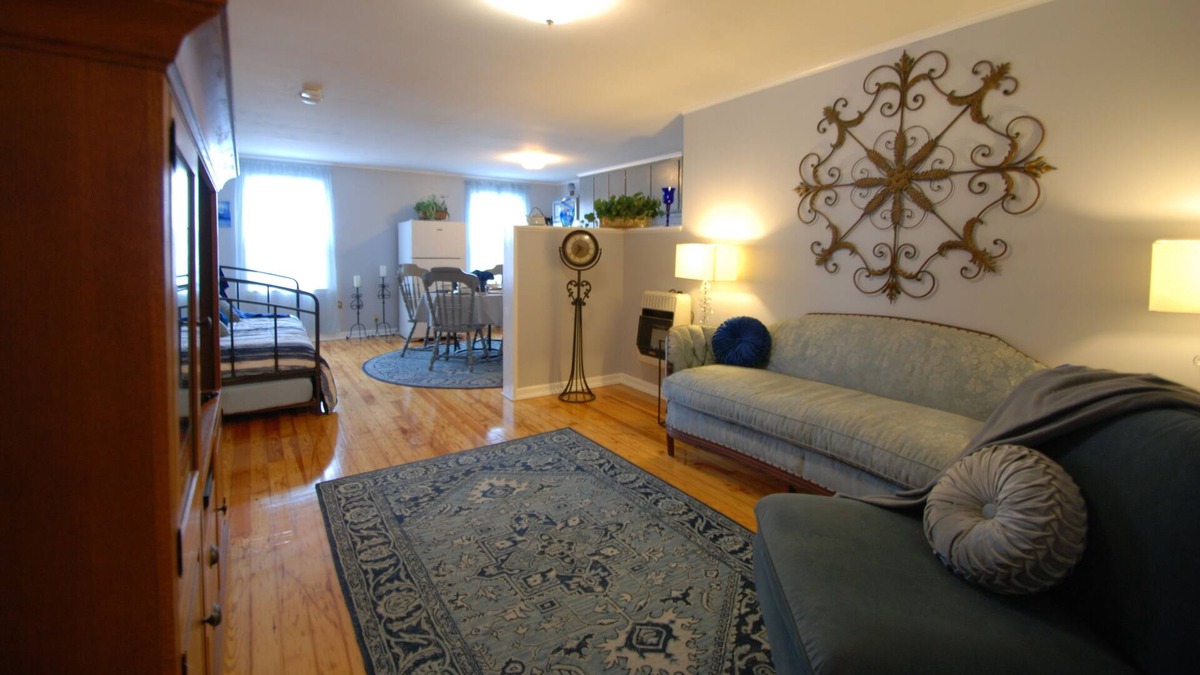 Sapulpa Apartment | Apt A Serenity in Sapulpa - 15 minutes to downtown Tulsa