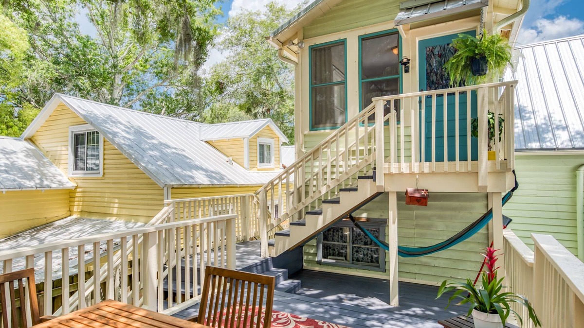 Downtown Historic District Apartment | Apt C - Convenience, Luxury, Relaxation are Yours.