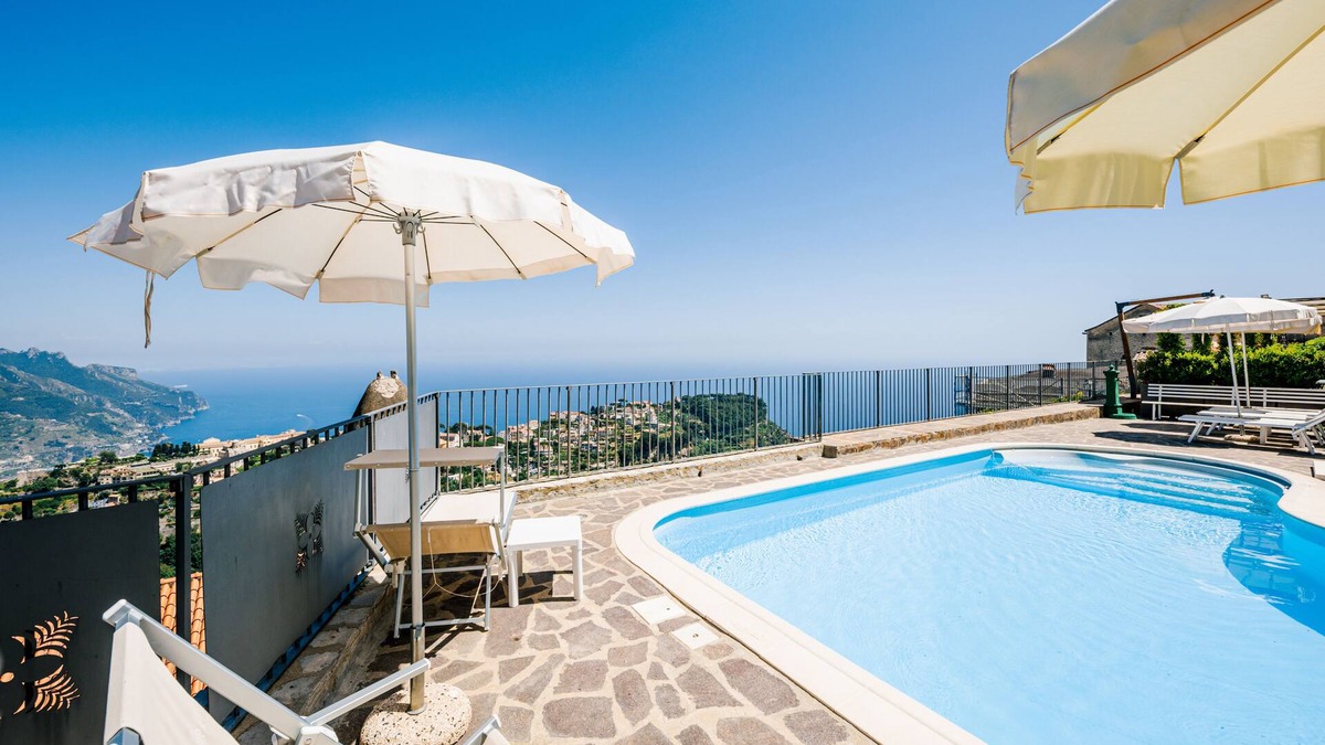 Ravello Apartment | Apt Elisa in Villa Laura near Ravello