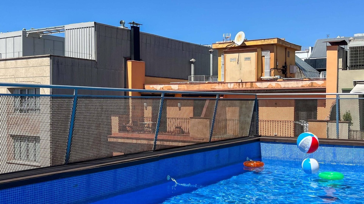 Dreta de l'Eixample Apartment | Apt for 3 close to Plaça Catalunya